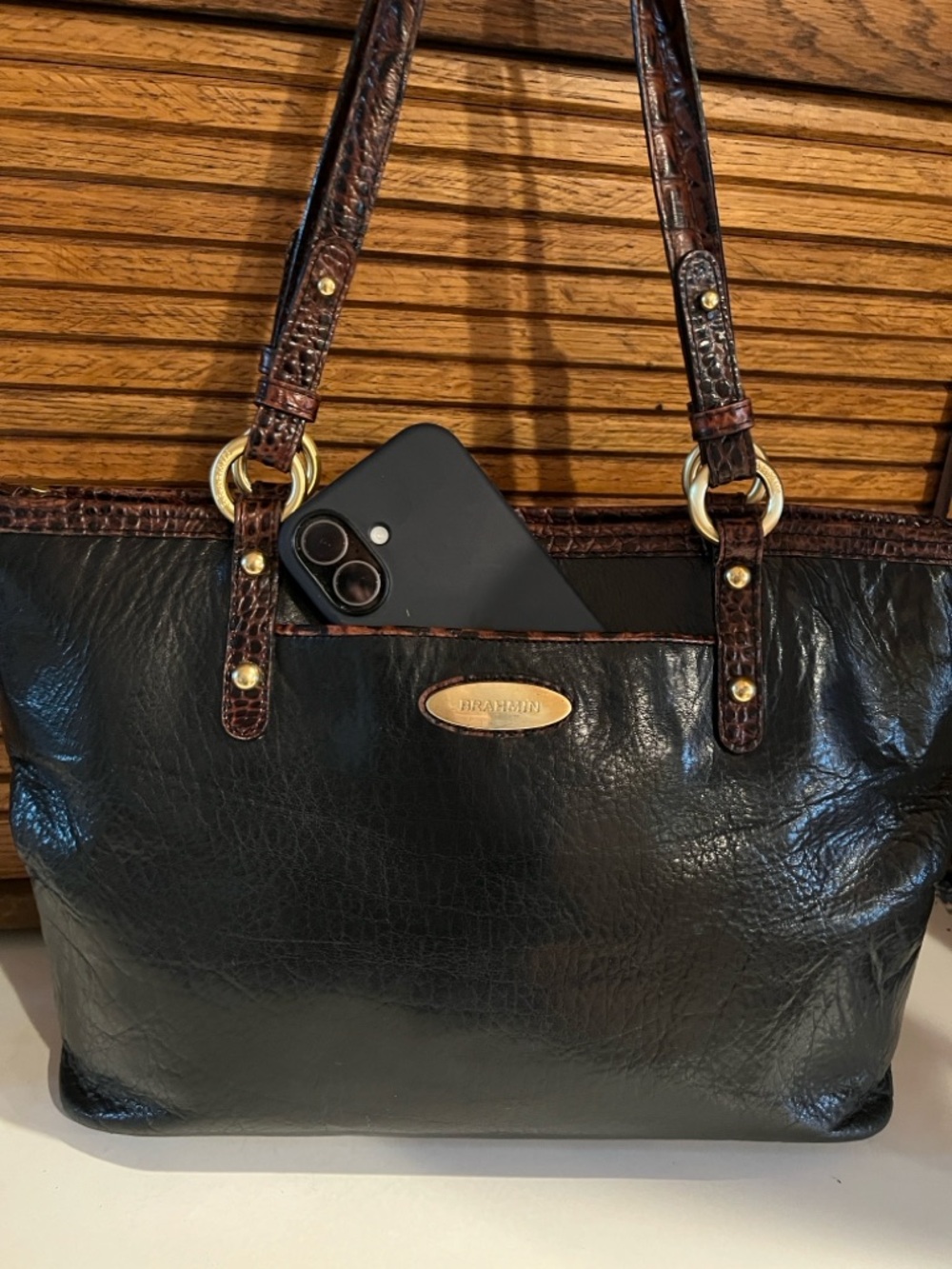 Vintage Brahmin Arno Tote bag, Tuscan collection, black with Pecan croc trim - Picture 6 of 16